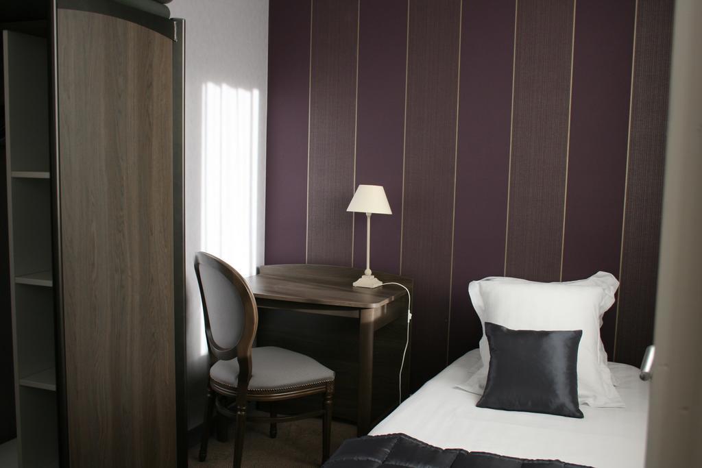 Hostellerie De La Quenoeuille Marquise Cameră foto